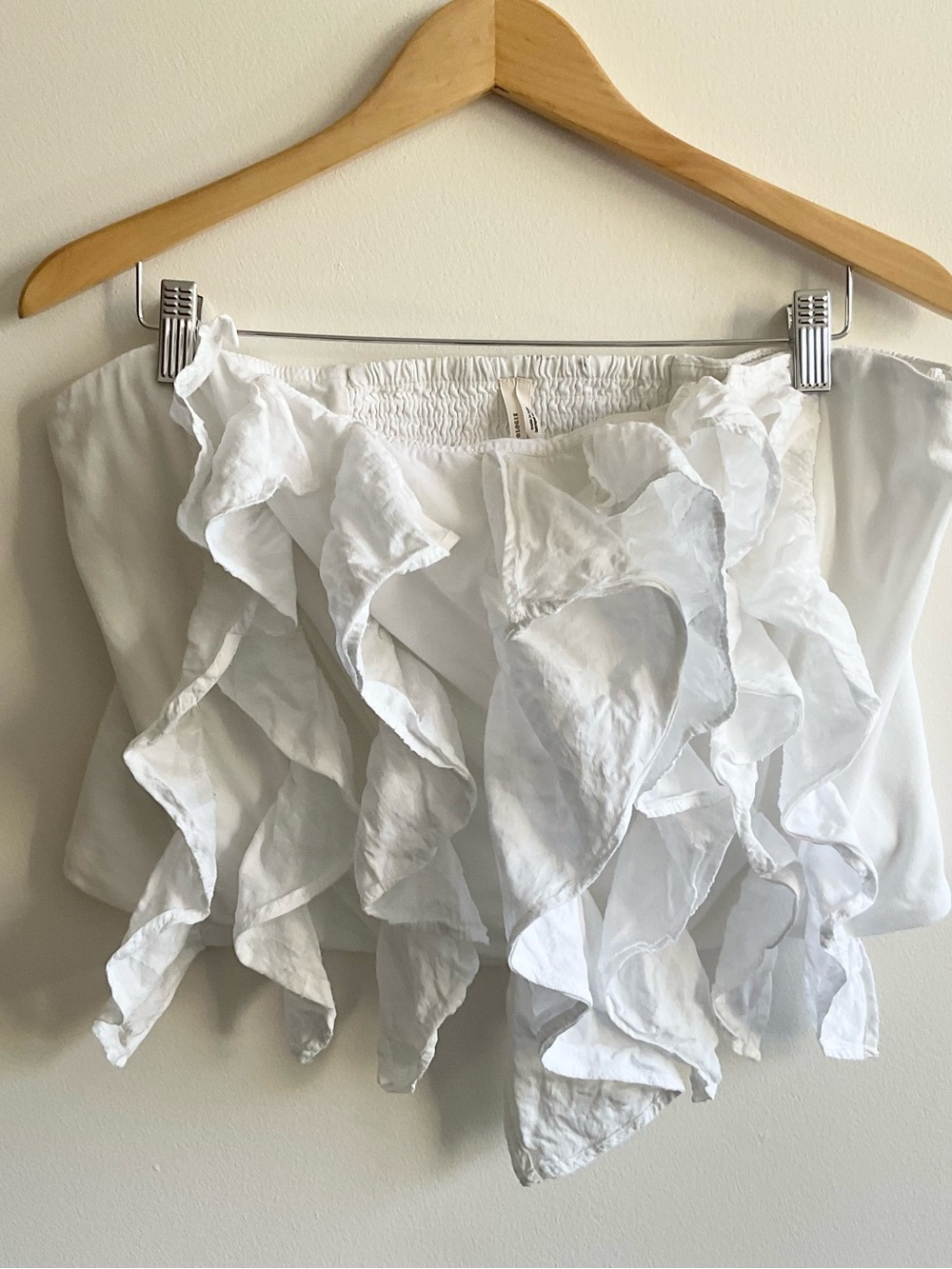 Anthropologie | White Ruffle Strapless Crop Top | 1X